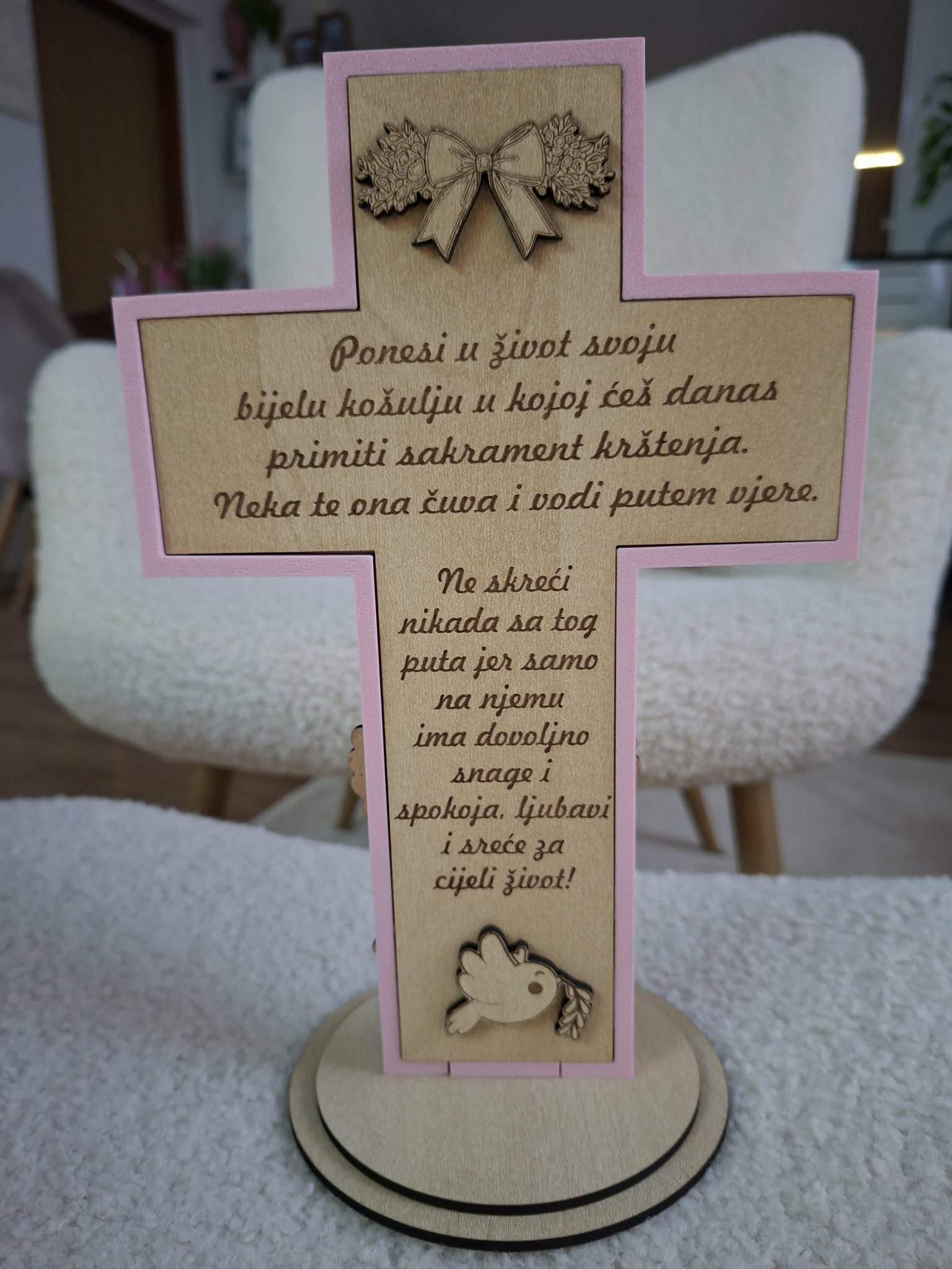 Personalizirani drveni križ za krštenje - Slika 3